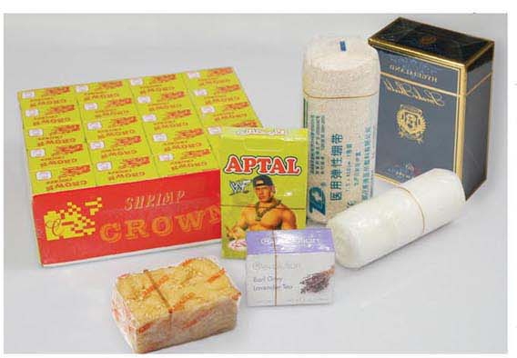 QJ-130全自動(dòng)透明膜（紙）三維包裝機(jī)樣品